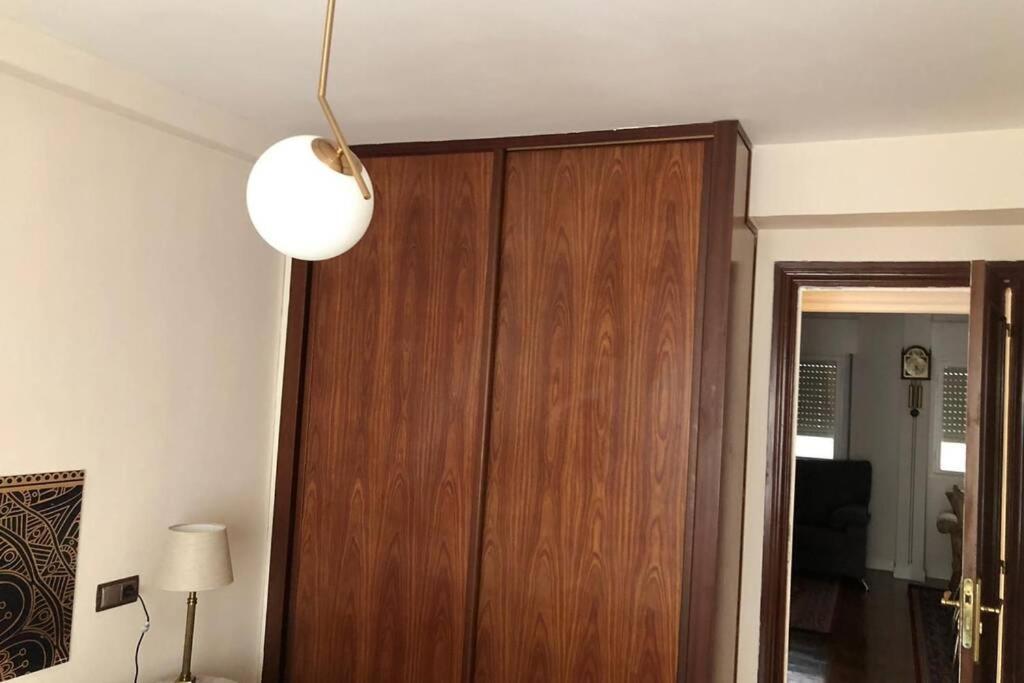 Piso En El Centro De Oviedo Apartment Exterior photo
